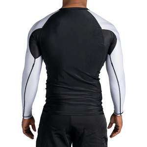 ชุดรัดรูปป้องกันการกระแทกแบบปรับแต่งได้สำหรับกีฬา MMA ชุดรัดรูปสำหรับผู้ชายสำหรับกีฬายิวยิตสู ชุดว่ายน้ำป้องกันรังสียูวี ระบายอากาศได้ดี แขนสั้น ผลิตจากผ้าสแปนเด็กซ์/โพลีเอสเตอร์ - Product Image 4