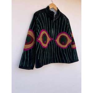 Suéter de Mujer Estilo Boho, Tejido a Mano, con Bordado Suzani de Ojo Turco Negro, de Algodón y Terciopelo, Reversible, para Otoño/Invierno - Product Image 6