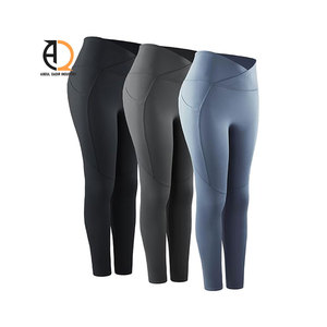 Ensemble de yoga sans couture pour femme : Legging froncé aux fesses et soutien-gorge asymétrique, tenue de sport performante, options grandes tailles - Product Image 3