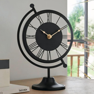 Reloj de Mesa Moderno de Metal Negro con Esfera de Esqueleto, Manecillas Doradas y Diseño de Números Romanos, Reloj Decorativo de Escritorio Independiente para un Toque de Lujo - Product Image 4