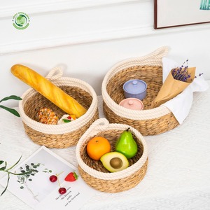 Juego de 3 cestas de jacinto de agua con bordes cosidos y 1 asa, cesta de almacenamiento hecha a mano, venta al por mayor, ecológica, hecha en Vietnam - Product Image 4