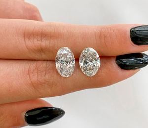 SHREERAJ SOLITAIRE, Diamante Cultivado en Laboratorio con Certificado IGI, Corte Ovalado, 1.0CT-5.0CT, Color EF, Claridad VS1, Par de Piedras Sueltas, Corte Excelente - Product Image 1
