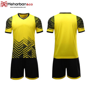 Uniformes de Fútbol Personalizados al por Mayor, Impresión por Transferencia de Calor, Conjunto de Camiseta de Fútbol para Hombre, Secado Rápido, Transpirable, Ropa Deportiva para Equipo - Product Image 6