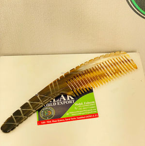 Best Price Natural Buffalo Horn <b>Comb</b> Polished Animal Eco-Friendly <b>Wide</b> Single Tooth with Handle Logo Engraving Accepted - Product Image 1