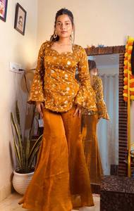 Conjunto de Dos Piezas Étnico para Mujer Fandy Silk, Listo para Usar, con Bordado, Lentejuelas y Cuentas, Top y Pantalón Palazzo - Product Image 3