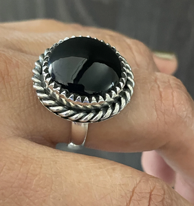 Anillo redondo de ónix negro, plata de ley 925, anillo de piedras preciosas hecho a mano para ella - Product Image 5