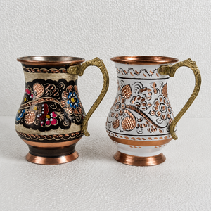 Juego de Tazas de Café de Cobre Puro Hechas a Mano con Asa de Latón, Diseño Floral Esmaltado en Blanco y Negro, Taza de Agua/Té de 350 ml, Taza de Regalo Vintage - Product Image 2