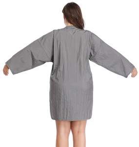 Blouse de coiffure et de toilettage pour hommes et femmes, veste de barbier, tablier pour toilettage canin, salon de coiffure, technicien en ongles - Couleur personnalisable - Product Image 3