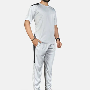 Ensemble de survêtement d'été pour homme sur mesure de qualité supérieure, décontracté, uni, 100 % coton, respirant et léger pour la course à pied - Product Image 1