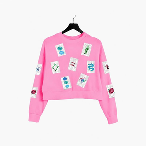 Sudadera de punto informal para mujer con logo frontal bordado y lentejuelas, diseño asimétrico, cuello redondo y manga larga, color blanco. - Product Image 6