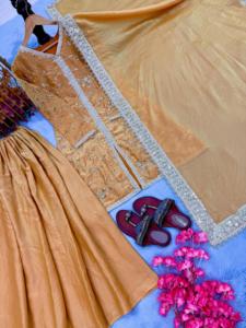 Robes Gharara et Sharara de créateur pakistanais en soie et viscose, très demandées, pour mariages et mariées, pour adultes - Product Image 2