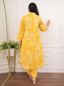 <b>Women</b> Digital Print Yellow Cotton Traditional <b>Kurta</b> Trousers Set Regular Fit Knee-Length Casual Wear Quick Dry India Pakistan - Product Image 6