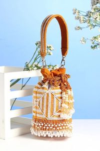 Bolsa Potli de Algodón de Lujo Hecha a Mano con Bordado de Seda y Ribete Dorado para Fiestas - Product Image 2