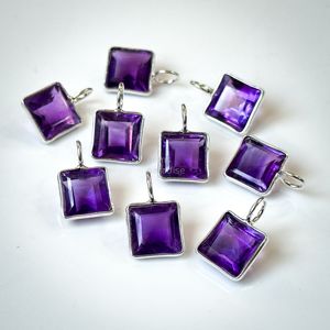 Colgante de Amatista Natural Cuadrada con Corte Princesa, Plata de Ley 925, Joyería Hecha a Mano, Elegante Amatista al por Mayor - Product Image 1