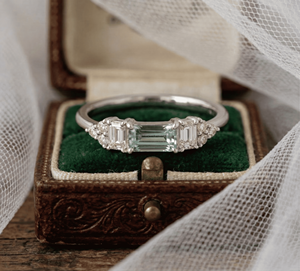 Anillos de Piedras Preciosas con Engaste de Garra Hechos a Mano de Alta Calidad, Chapados en Oro, con Piedra Redonda Brillante Facetada, Ajustables para Mujeres y Niñas - Product Image 2
