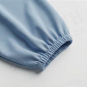 Abaya Islamique Élégante Teinte, Modeste et Tendance, Robe Longue en Mousseline Couvrante avec Motif Papillon – Design Abaya - Product Image 5