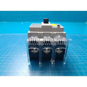Disjoncteur différentiel Fuji EW32EAG-3P020 d'occasion – Pièces détachées d'équipement semi-conducteur de la génération précédente - Product Image 5
