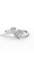 Exquisito Anillo Curvo Toi Et Moi con Esmeralda y Diamantes Cultivados en Laboratorio con Corte Pera |   Plata de Ley 925 con Certificación IGI, Moderna y de Lujo
