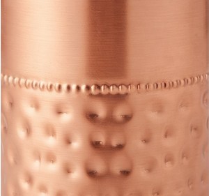 Bouteille d'eau en cuivre avec design martelé, bouchon à vis, réutilisable, gourde de voyage moderne - Product Image 5