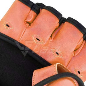 Gants de MMA légers, confortables et de qualité supérieure avec logo personnalisé - Vente flash sur les gants de MMA - Product Image 6