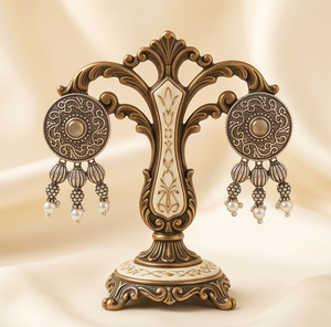 จี้วินเทจลายเหรียญ DIVYORO - Product Image 1