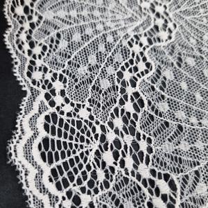 Tela de Encaje Elástico con Diseño Floral y Borde Festoneado de 16.5 cm de Ancho, Ligera y Elástica para Lencería, Vestidos y Decoración Nupcial - Product Image 5