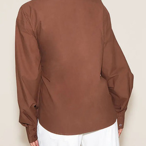 Camisa Blanca de Alta Calidad para Mujer, Corte Holgado, con Botones, Cuello Clásico, Minimalista, Sólida, con Puños Abotonados y Manga Larga - Product Image 2