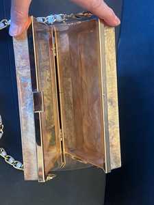 Pochette en résine personnalisée, sac à main en résine dorée - Product Image 4