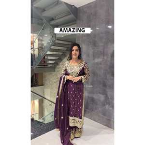 Hermoso conjunto de traje Dupatta y parte superior inferior para mujer con intrincado trabajo de secuencia de bordado - Product Image 4