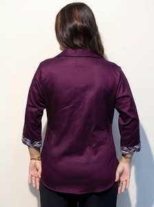 Chemise en coton premium pour femme, douce, respirante, légère, pour un usage quotidien, mode décontractée, fournisseur direct en gros d'Inde - Product Image 3