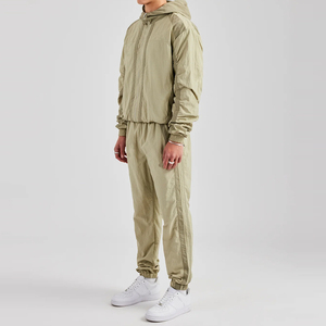 Ensemble de survêtement deux pièces en nylon et polyester pour homme, coupe-vent, idéal pour l'été - Product Image 2