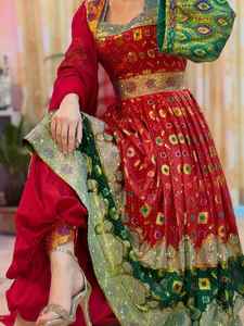 Vestidos de novia afganos étnicos Kuchi hechos a mano, transpirables, bordados, para mujer, estilo Pashtun, vestido Kabul largo. - Product Image 5