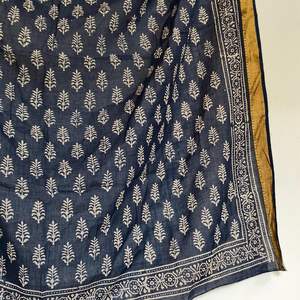 Bandanas imprimées colorées, élégantes écharpes de tête en coton pour festivals, mode urbaine et tenues d'été - Product Image 5