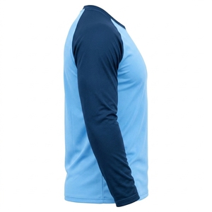 Camiseta de manga larga para hombre, moderna, hecha con tela resistente y ajuste cómodo, que ofrece una apariencia moderna y un acabado impecable. - Product Image 3