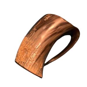 Mug rustique en corne sculpté avec verre à shot en toile de jute et ouvre-bouteille à poignée en corne, fabriqué en Inde - Product Image 2