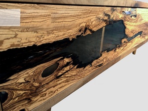 Meuble TV en résine époxy, TVC avec pied en bois, meuble TV, design moderne de luxe, Live Edge, en bois d'acacia - Product Image 6