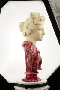 Nouveau Design 55cm Statue en Résine Blanche Melpomène Muse Couleur Personnalisée Ange Sculpture Art Déco Résine Artisanat Blanc But Décoratif - Product Image 4