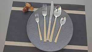 ชุดช้อนส้อมสแตนเลสขัดเงาคุณภาพสูง ให้ความเงางามระดับพรีเมียม ยกระดับประสบการณ์การรับประทานอาหารด้วยดีไซน์ทันสมัย - Product Image 6