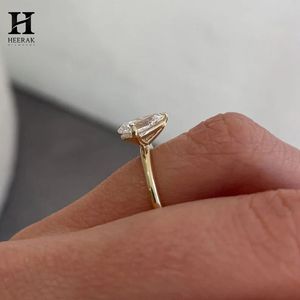 Bague personnalisée en moissanite à deux pierres taille poire Toi et Moi, solitaire bypass, bijoux fins, fabrication en gros - Product Image 2