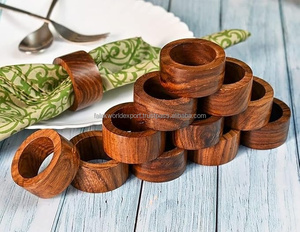 Porte-serviettes en bois de luxe marron clair pour salle à manger, cuisine, fêtes, mariages, chambre, salle de bain, extérieur, design de table - Product Image 1