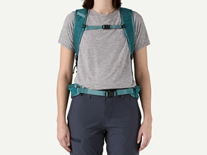 Sac à dos de randonnée unisexe en nylon turquoise avec sangles de compression roses, design sportif, léger, résistant à l'eau, moins de 25L - Product Image 3