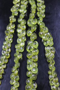 Peridoto verde natural de calidad AAA, facetado en forma de corazón, 5x7mm, hilo de cuentas de 8 pulgadas para la fabricación de joyería a precio de mayorista. - Product Image 3