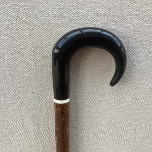 Canne de marche de luxe en corne avec manche en bois, écologique, artisanat Orion, durable, aide à la mobilité pour usage quotidien, vente en gros pour les détaillants - Product Image 4