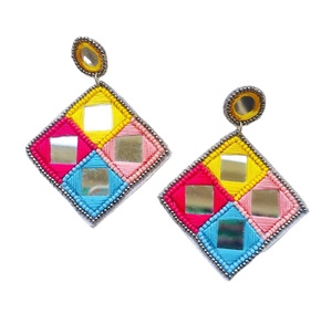 Joyería Hecha a Mano con Cuentas Múltiples para Niñas y Mujeres, Tamaño Personalizado para Regalo de Fiesta, Hecho en India - Product Image 1