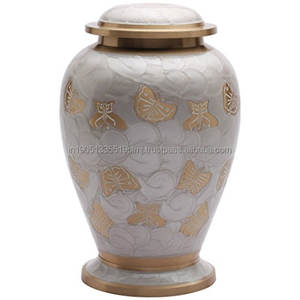 Urne funéraire en laiton de haute qualité, style américain, pour cendres humaines et animales, motif papillon gravé, urne commémorative pour adulte - Product Image 4