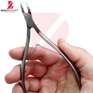 ที่ตัดหนังกำพร้าคุณภาพพรีเมียมปี 2026 พร้อมกล่องโลหะบรรจุภัณฑ์อย่างดี  ทำจากสแตนเลสอย่างมืออาชีพ สำหรับตัดแต่งเล็บมือและเล็บเท้า - Product Image 6