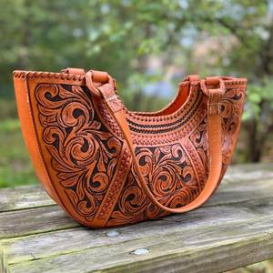 Sac à bandoulière Western Floral Cowgirl en cuir véritable fait main, style bohème pour femmes - Product Image 4