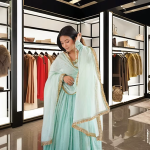 Traje de diseñador con parte inferior de vestido, dupatta y encaje de georgette Foux pesado, con diseño frontal y trasero. - Product Image 1