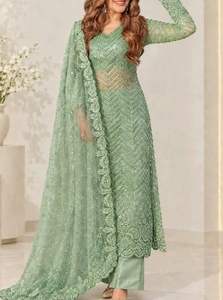Costume Salwar Kameez brodé beige pour femmes avec dupatta, robe de mariage traditionnelle pakistanaise, longueur cheville - Product Image 6