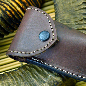 Cuchillo Plegable Imperial de Acero de Damasco con Hoja de Punta Caída y Mango de Marfil para Caza - Product Image 5